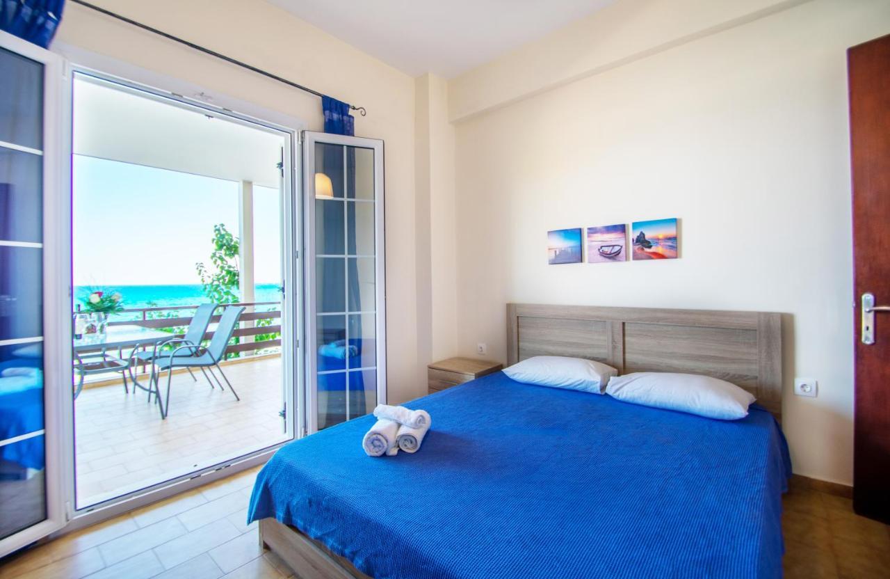 Paradiso Del Mare On The Beach By "Elite" Plános Екстериор снимка
