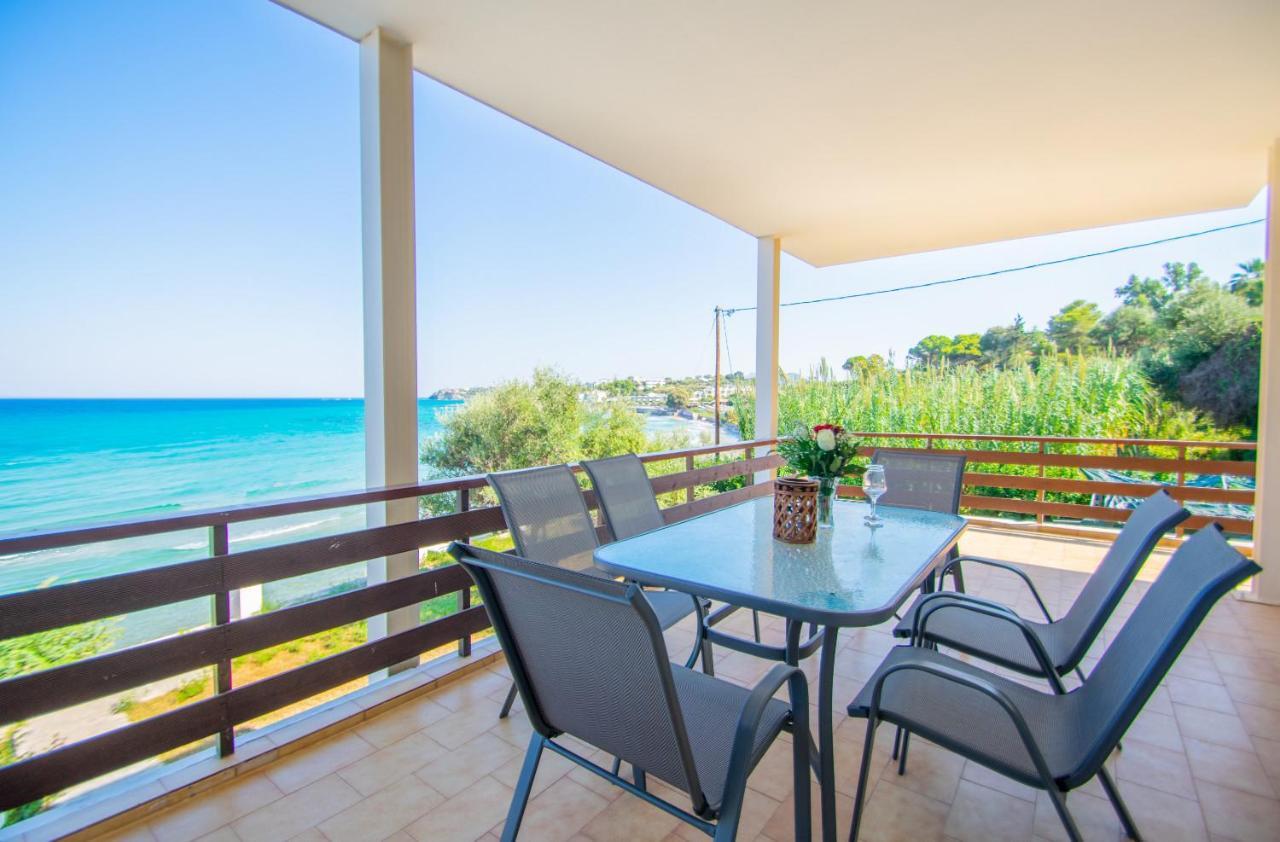 Paradiso Del Mare On The Beach By "Elite" Plános Екстериор снимка